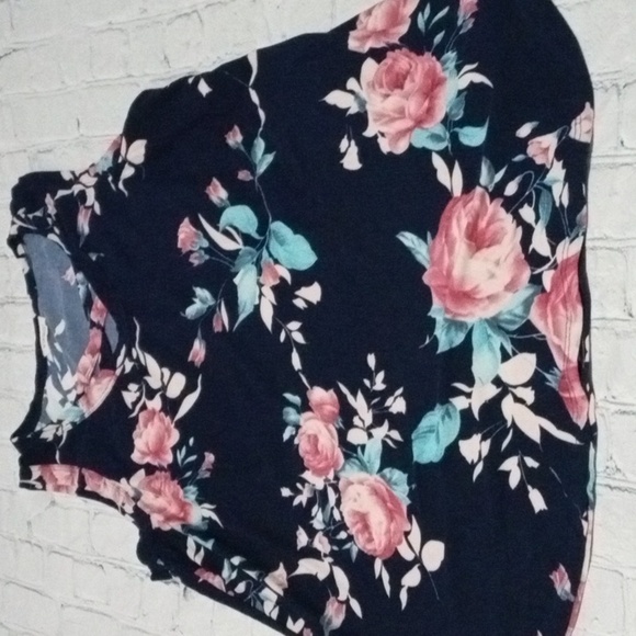 viamor Tops - Women's shirt viamor extra large